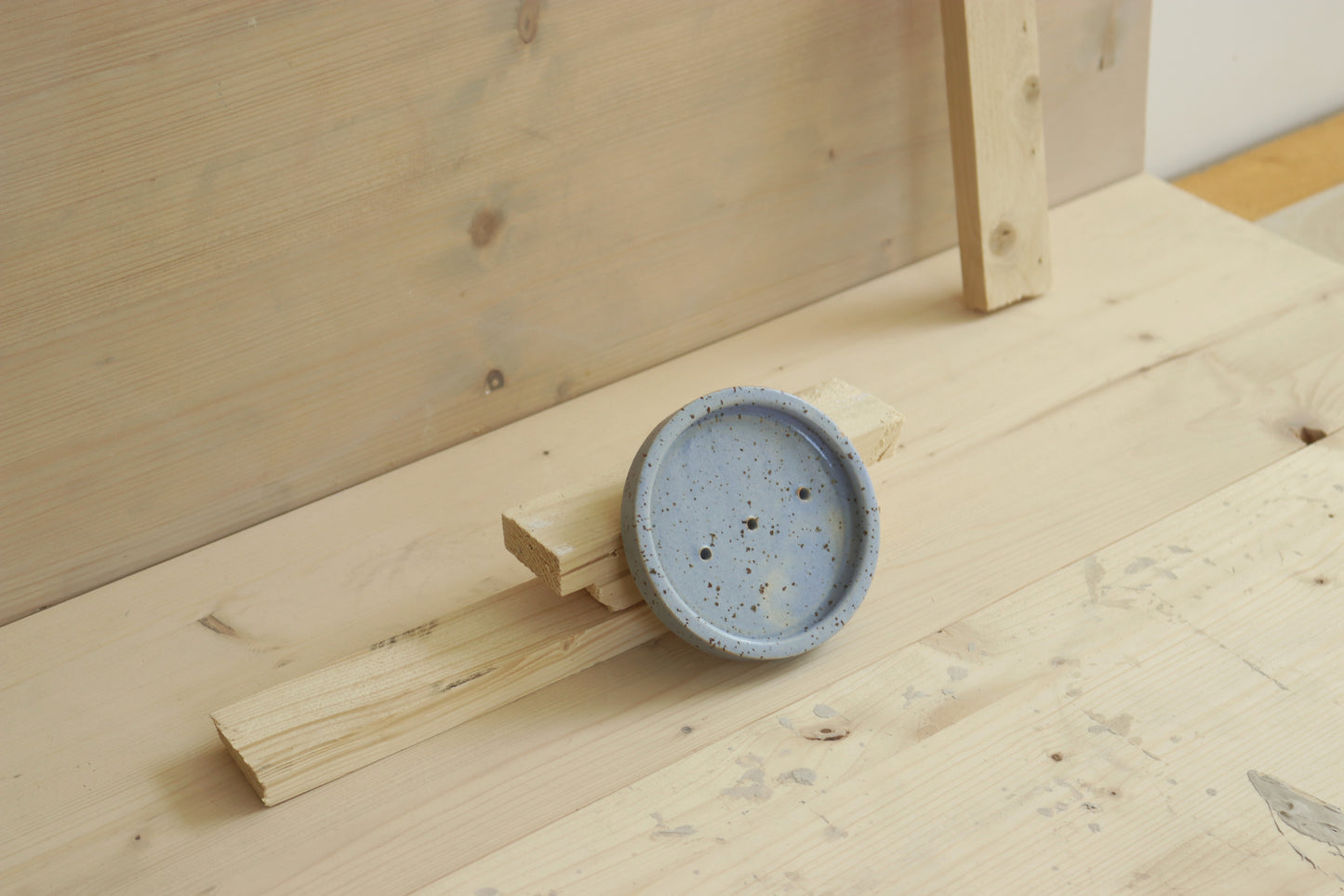 Soap dish / in blue