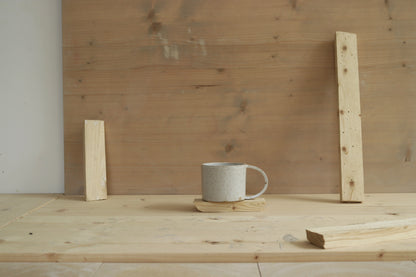 D mug / in white