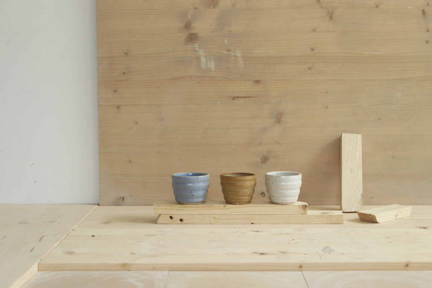 Swirly cup / in blue