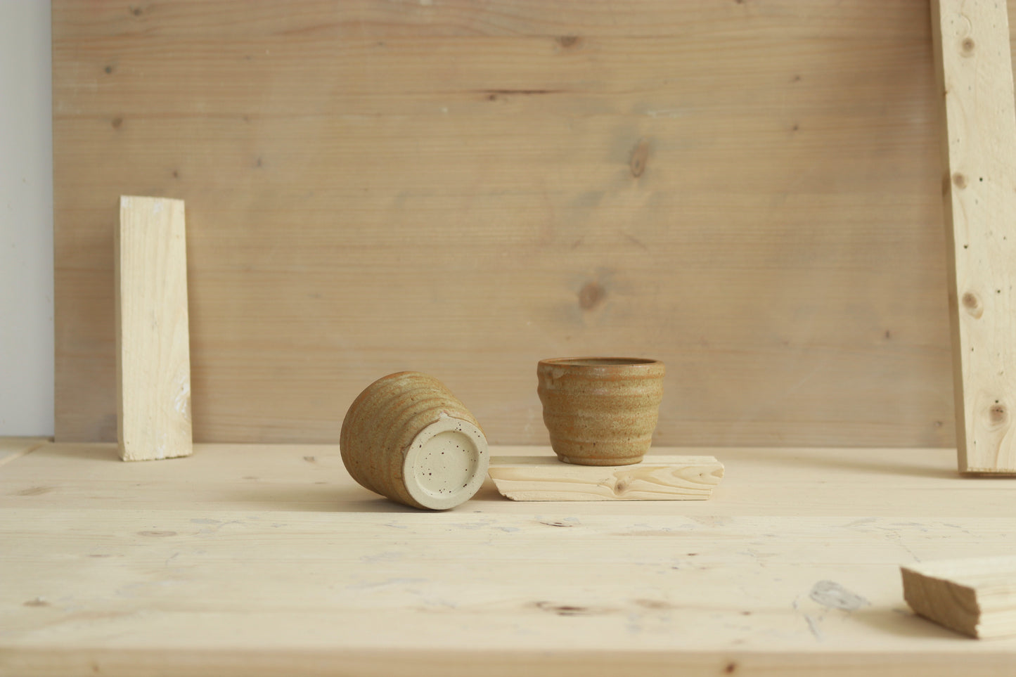 Swirly cup / in maple